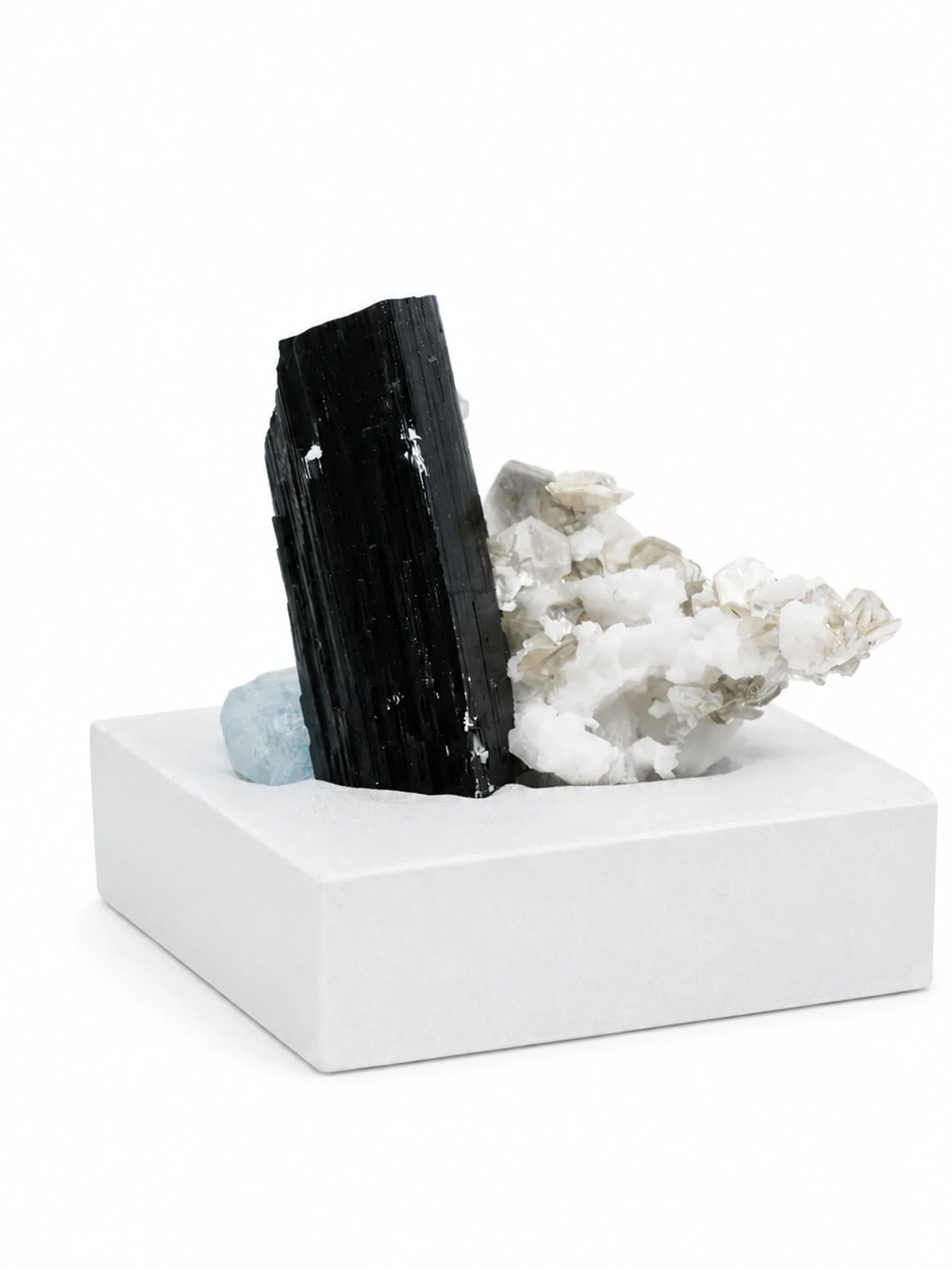 Excellent Columnar Aquamarine