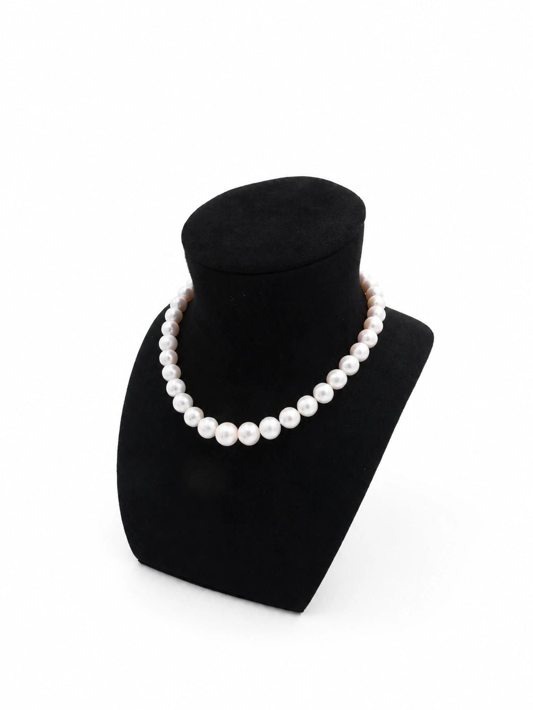 10.5-11.5mm White Freshwater Round Pearl Necklace - AAAA Quality