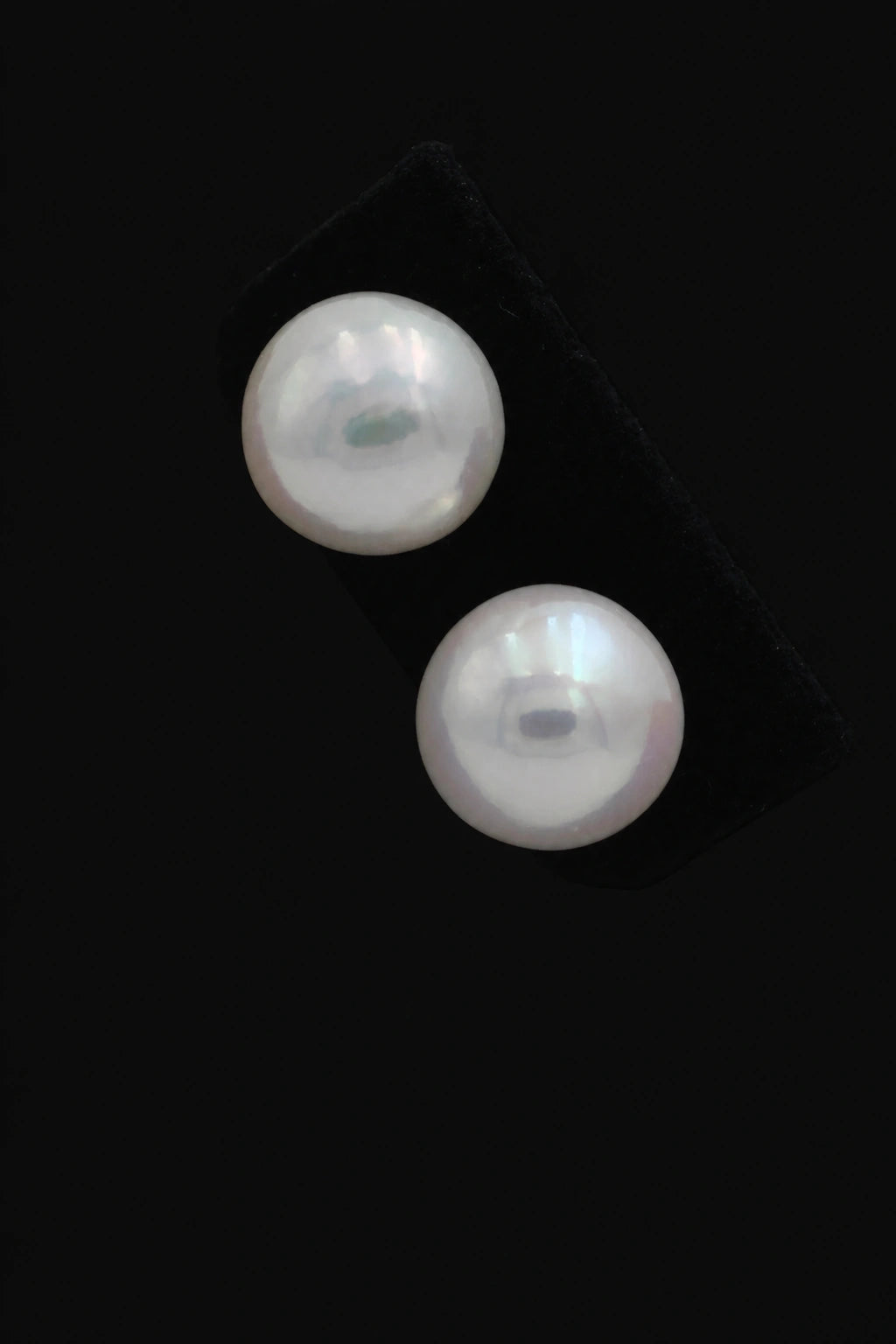 11mm White Freshwater Round Pearl Stud Earring