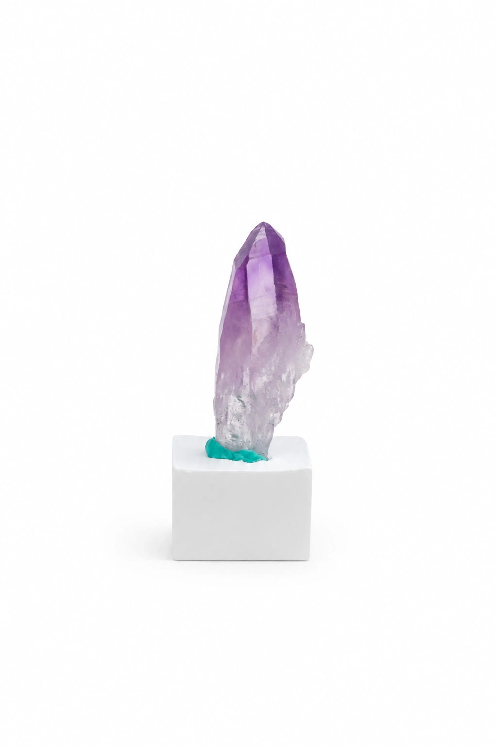 Excellent Single point Cruz Amethyst with Shadow Mountain