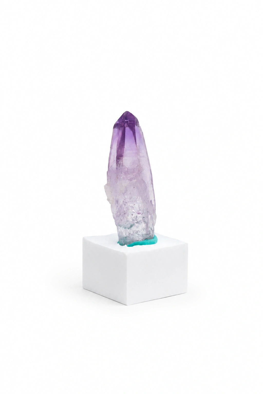 Excellent Single point Cruz Amethyst with Shadow Mountain