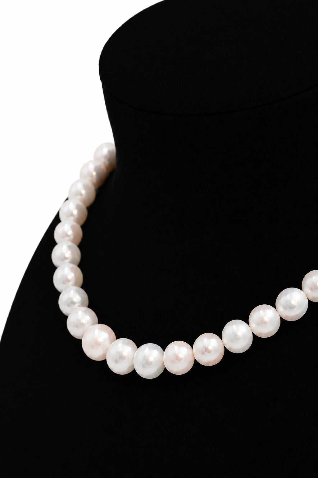 10.5-11.5mm White Freshwater Round Pearl Necklace - AAAA Quality