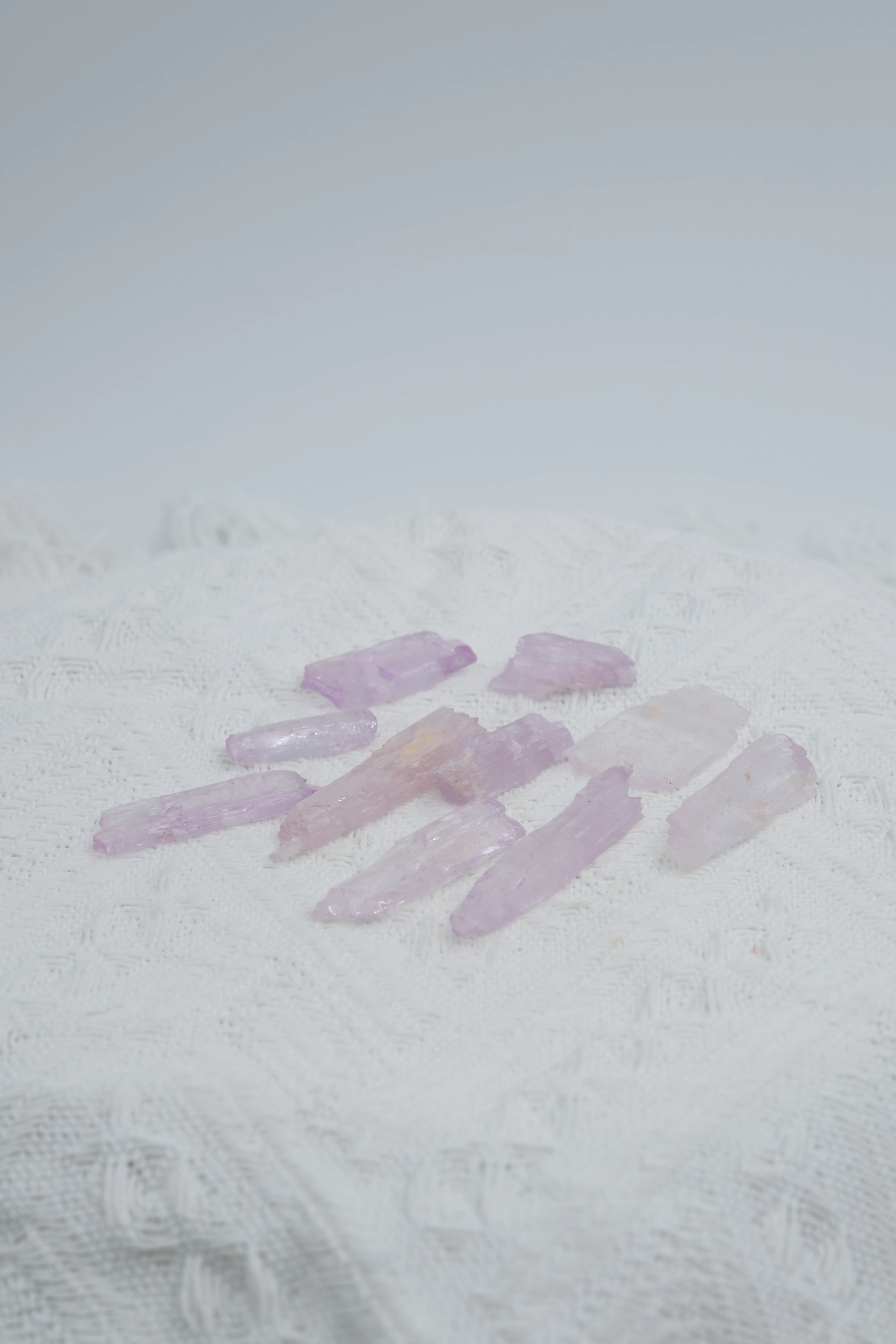Infinite Crystal,  Flakes Kunzite
Love,Healing, Compassion