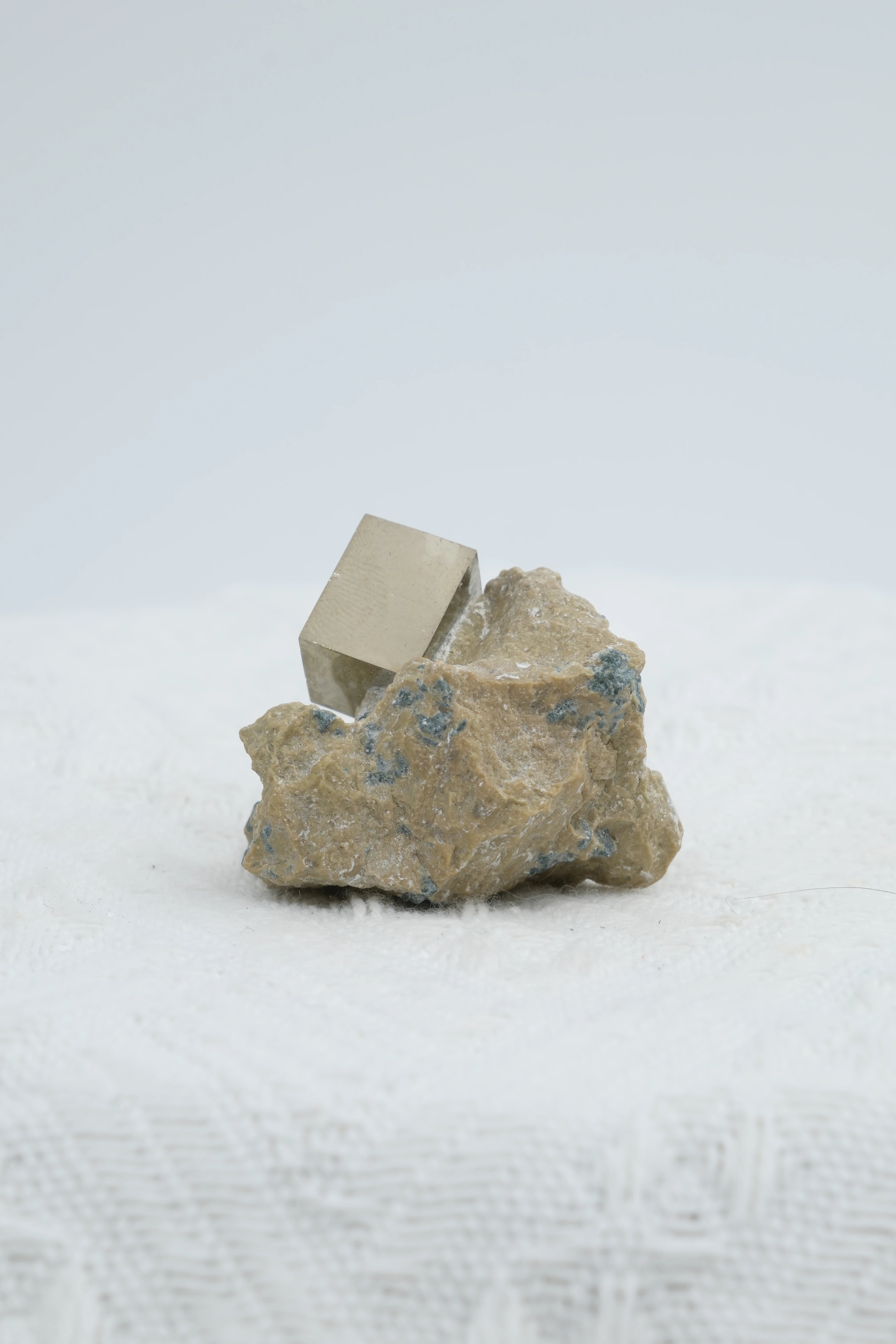 Infinite Crystal,Excellent Square Pyrite
Willpower, Wealth, Confidence