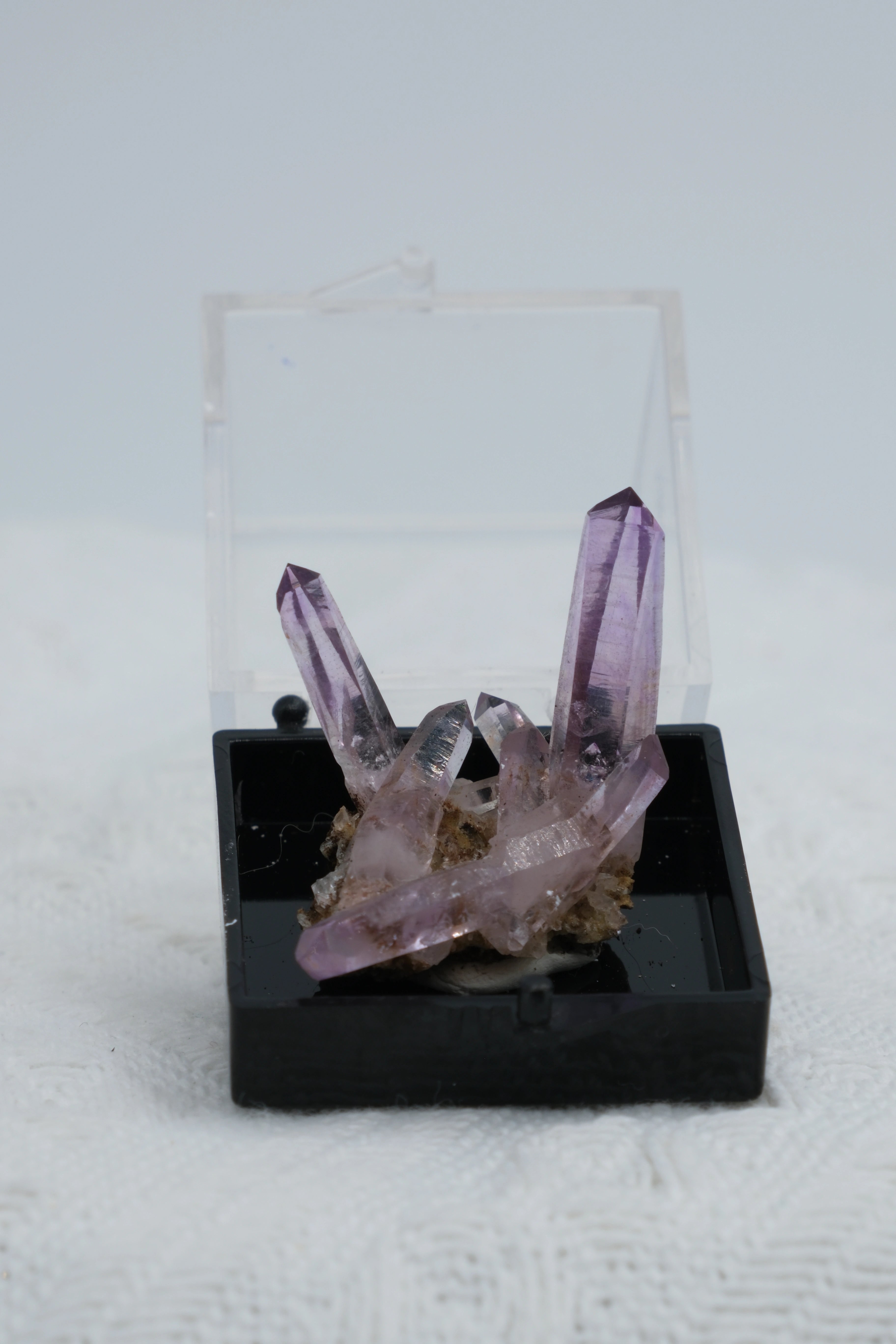 Infinite Crystal, Excellent Flower Cruz Amethyst
Peace, Awareness, Protection