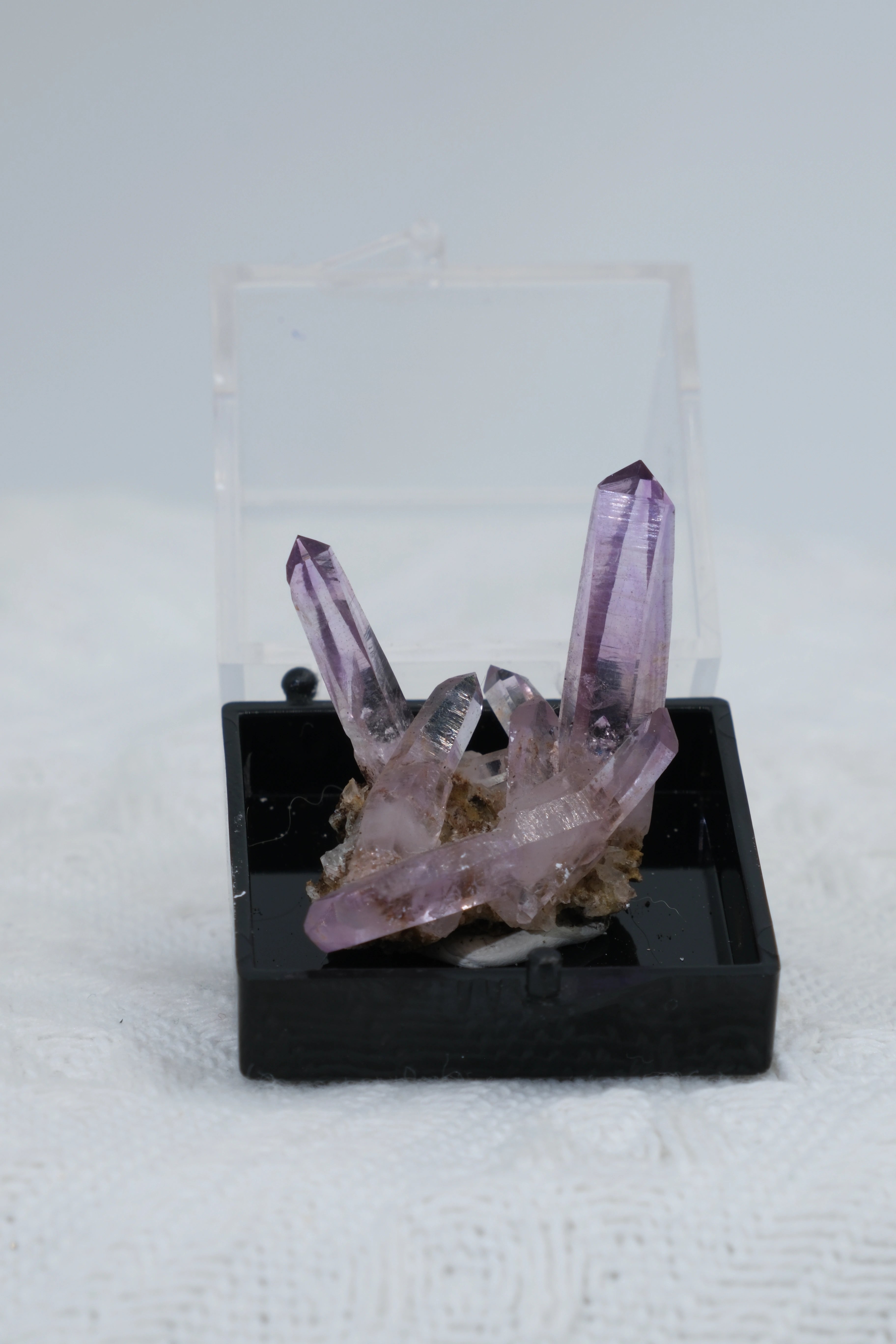 Infinite Crystal, Excellent Flower Cruz Amethyst
Peace, Awareness, Protection