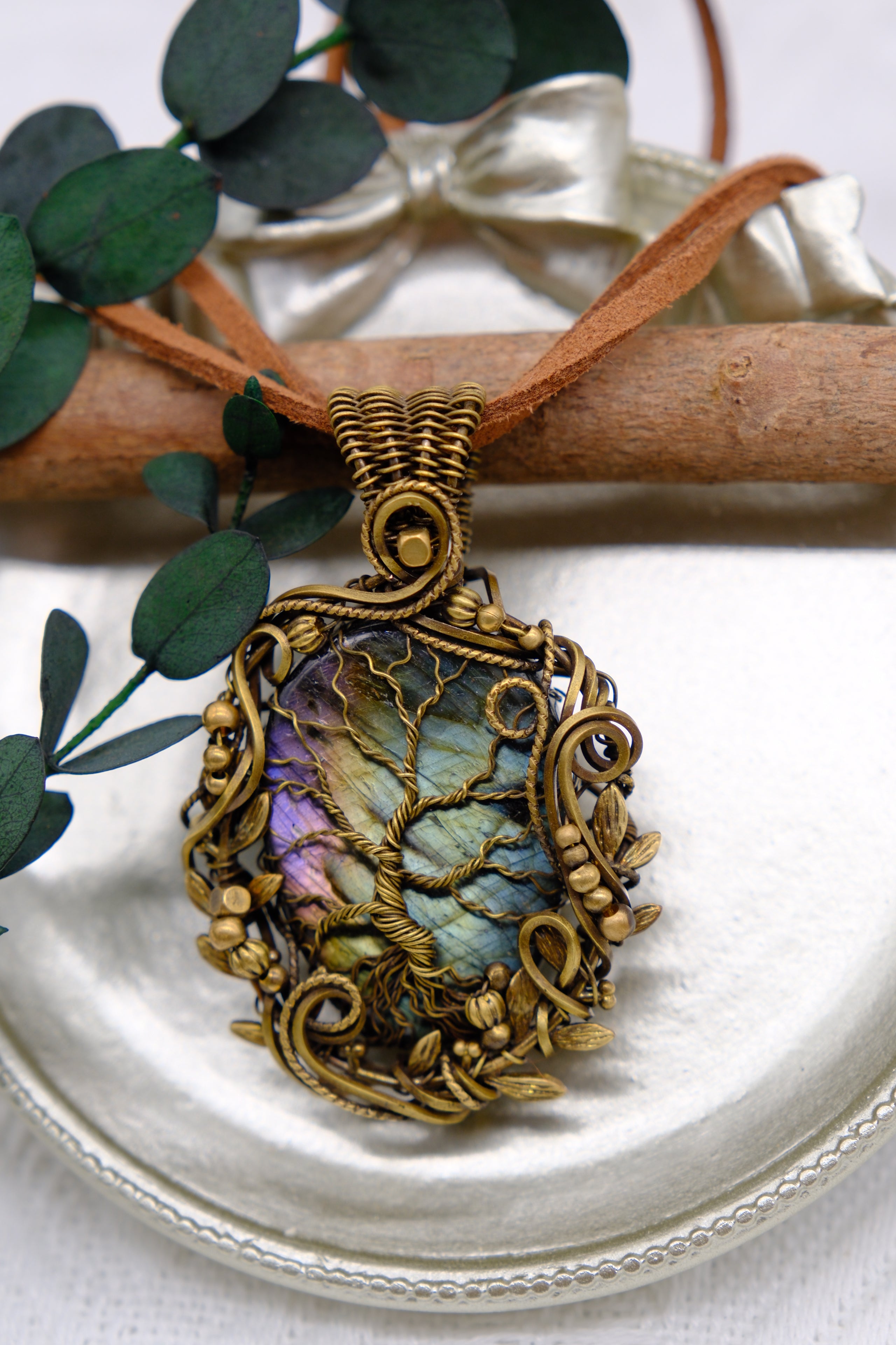 Secluded Valley of Life Tree Pendant Necklace with Labradorite