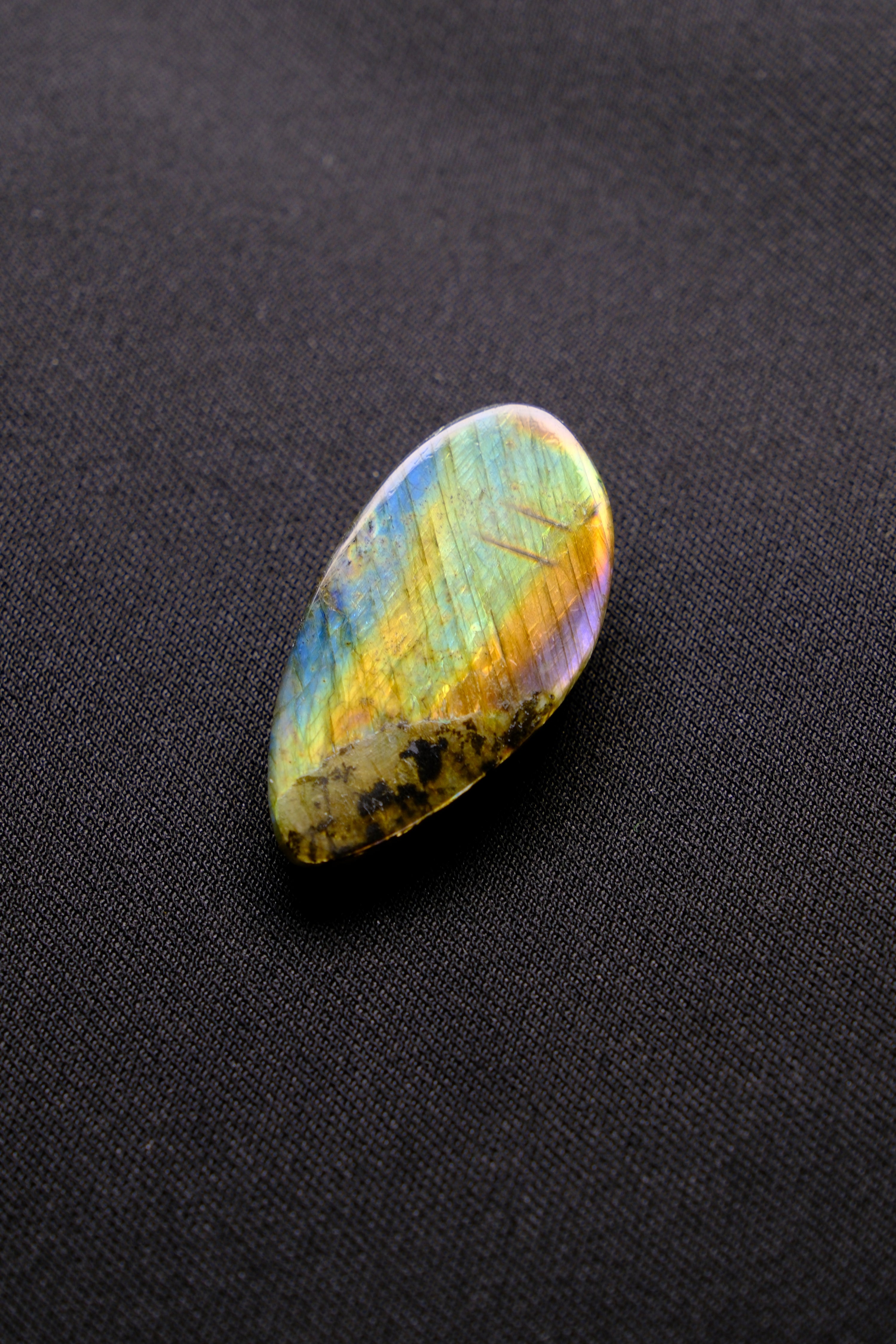 Teardrop Labradorite Cabochon: Aurora Glow