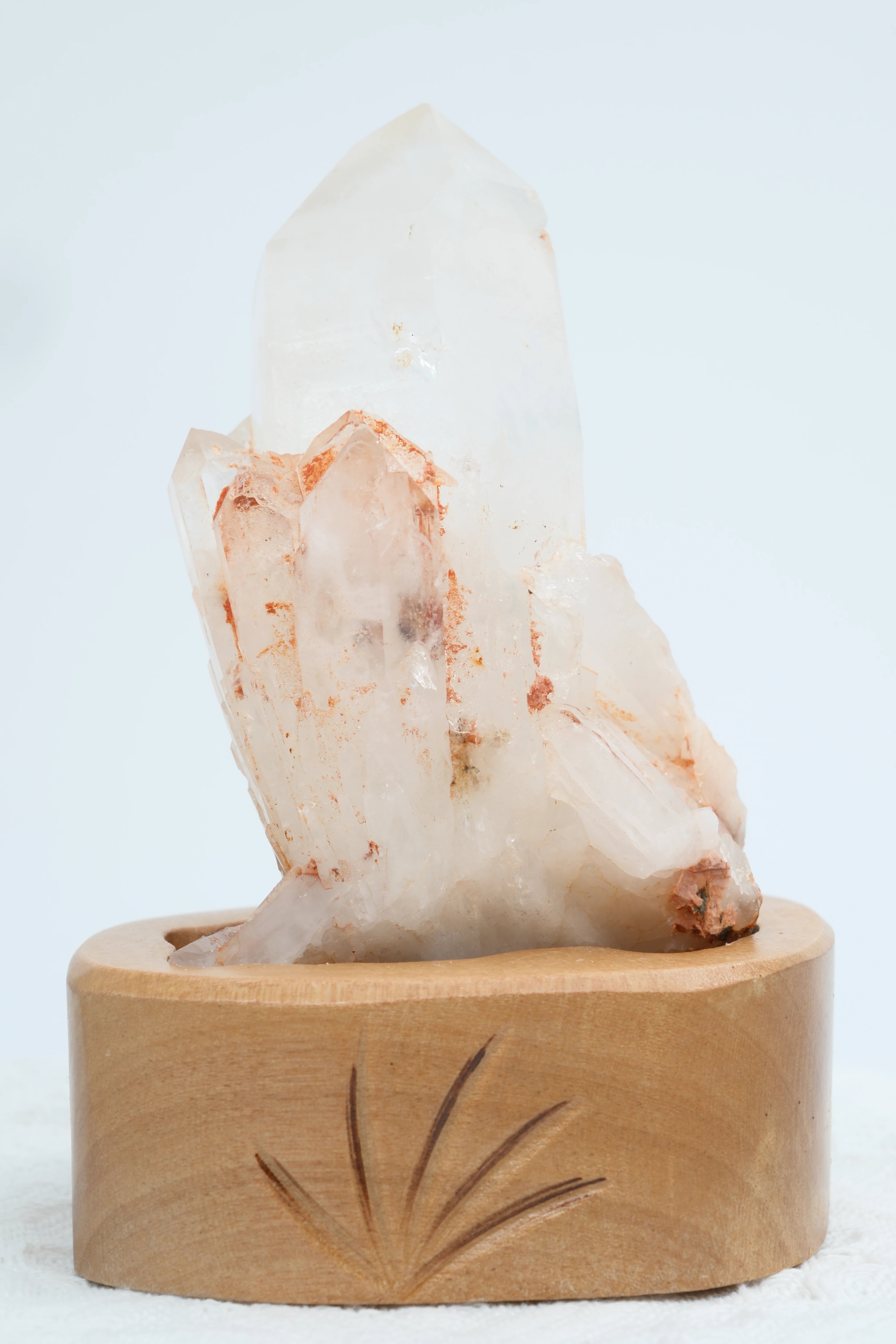 Infinite Crystal,Excellent Columnar cluster Clear Quartz
Purification, Intuition, Balance
