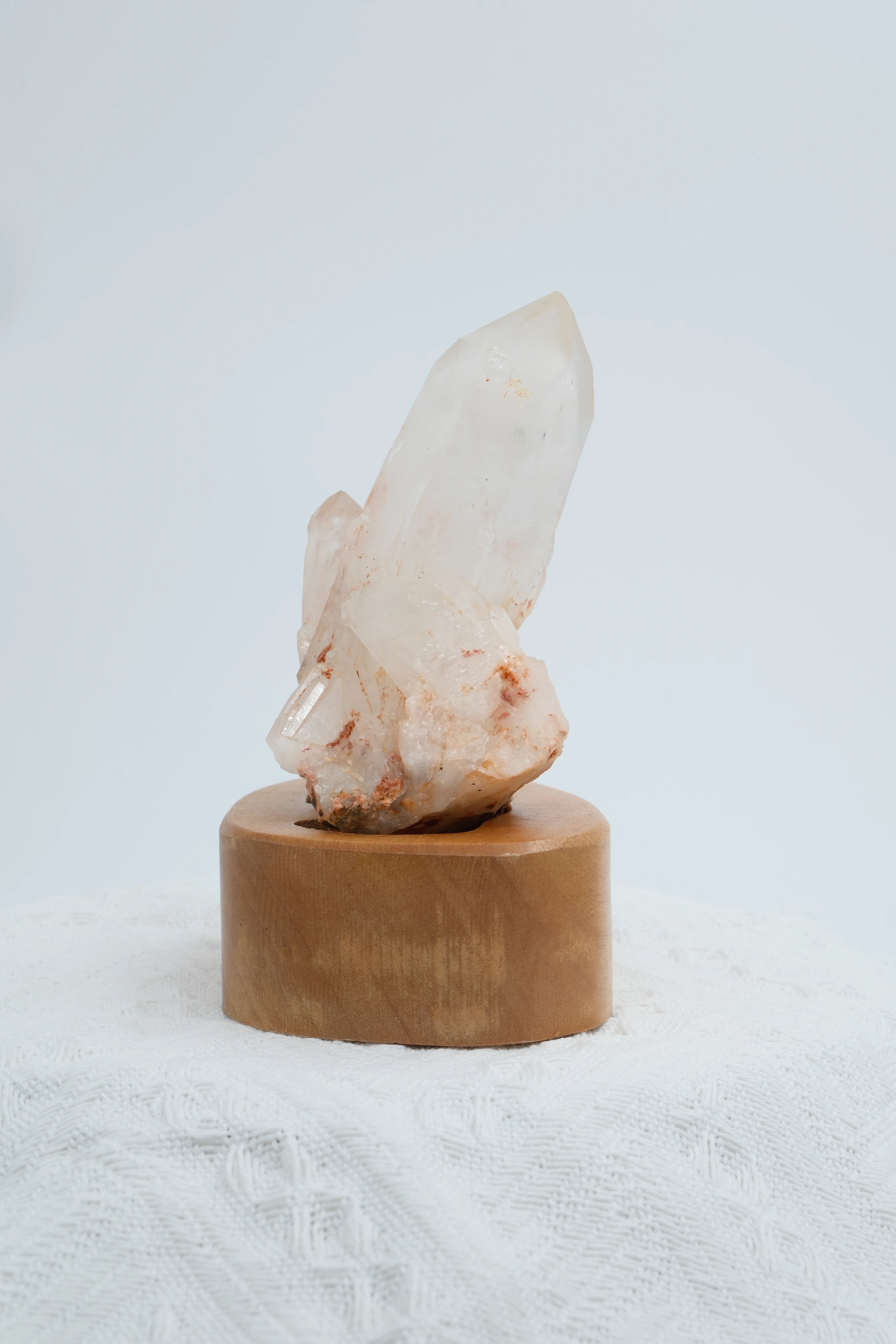 Infinite Crystal,Excellent Columnar cluster Clear Quartz
Purification, Intuition, Balance