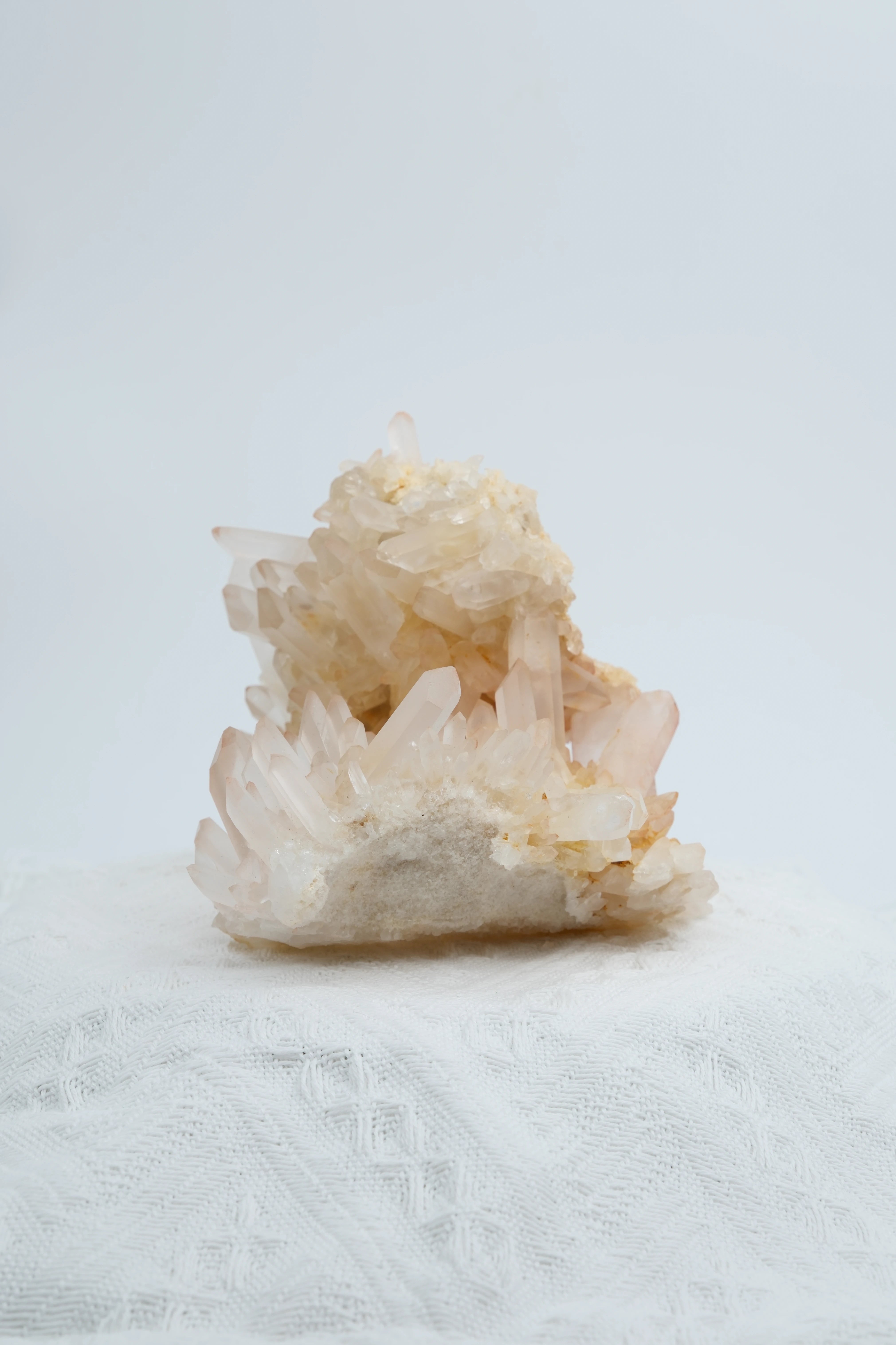 Infinite Crystal,Special Offer Interpenetrating cluster Clear Quartz
Purification, Intuition, Balance