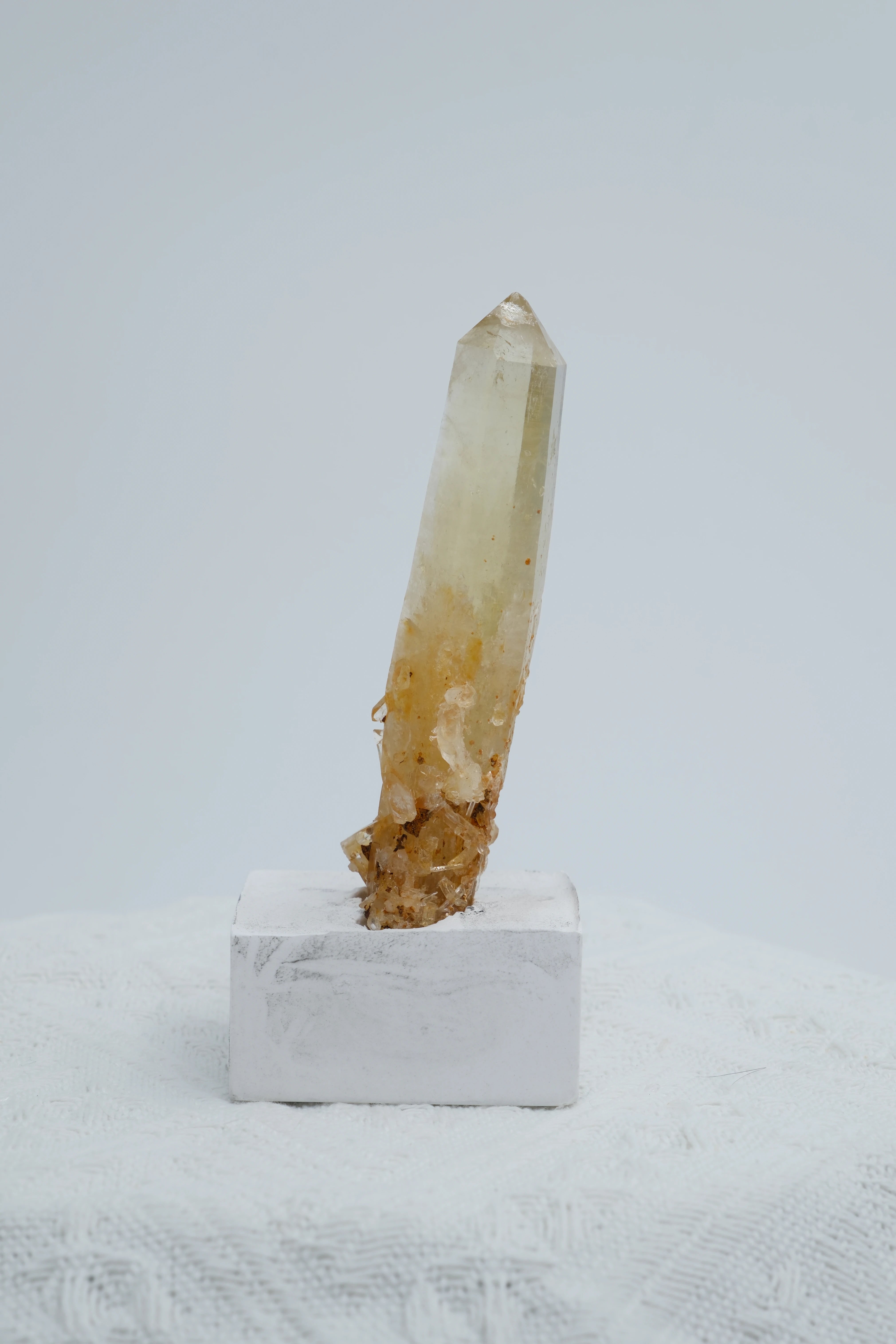 Infinite Crystal, Premium Single-column Citrine
Wealth, Confidence, Creativity