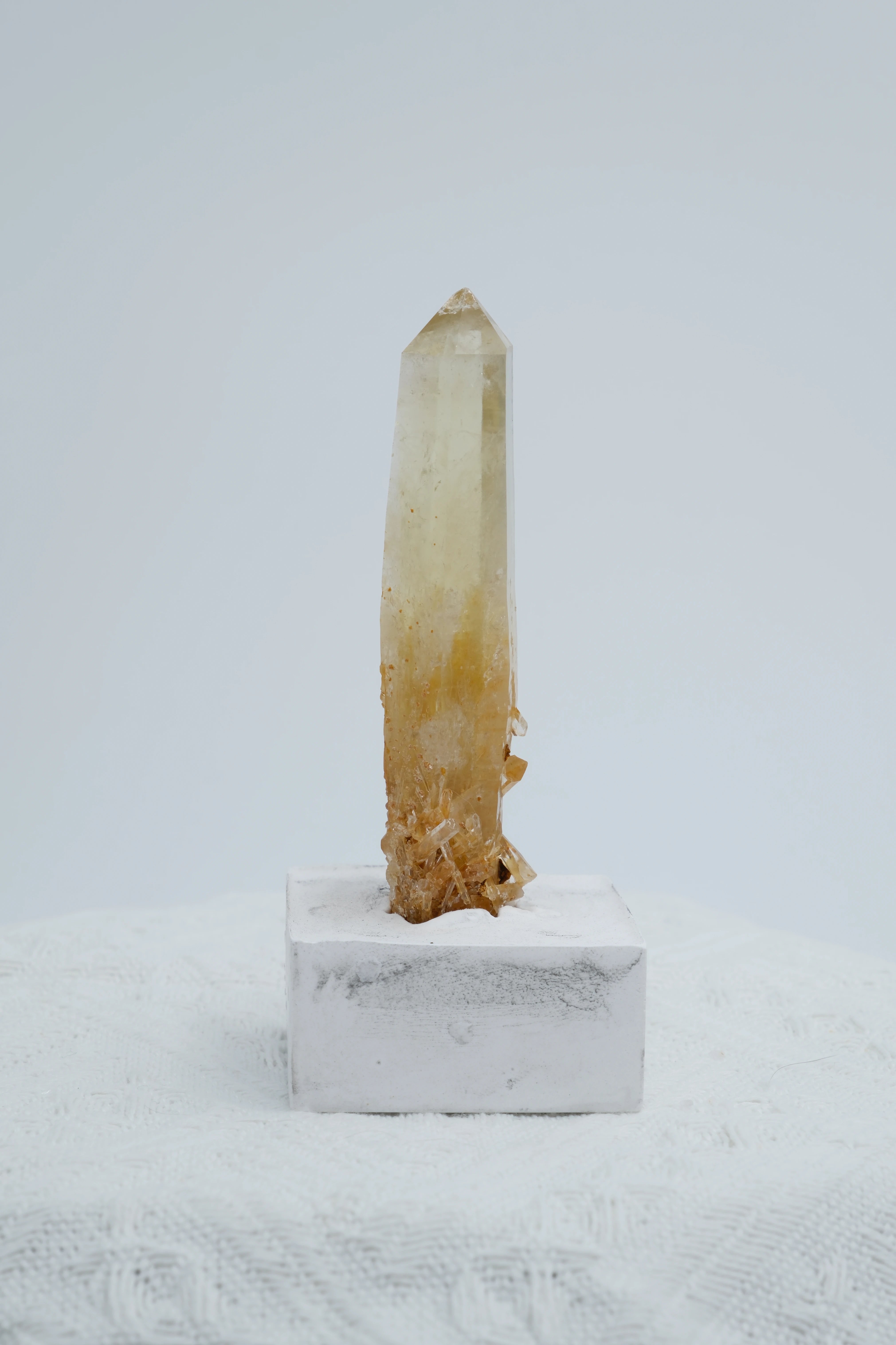 Infinite Crystal, Premium Single-column Citrine
Wealth, Confidence, Creativity