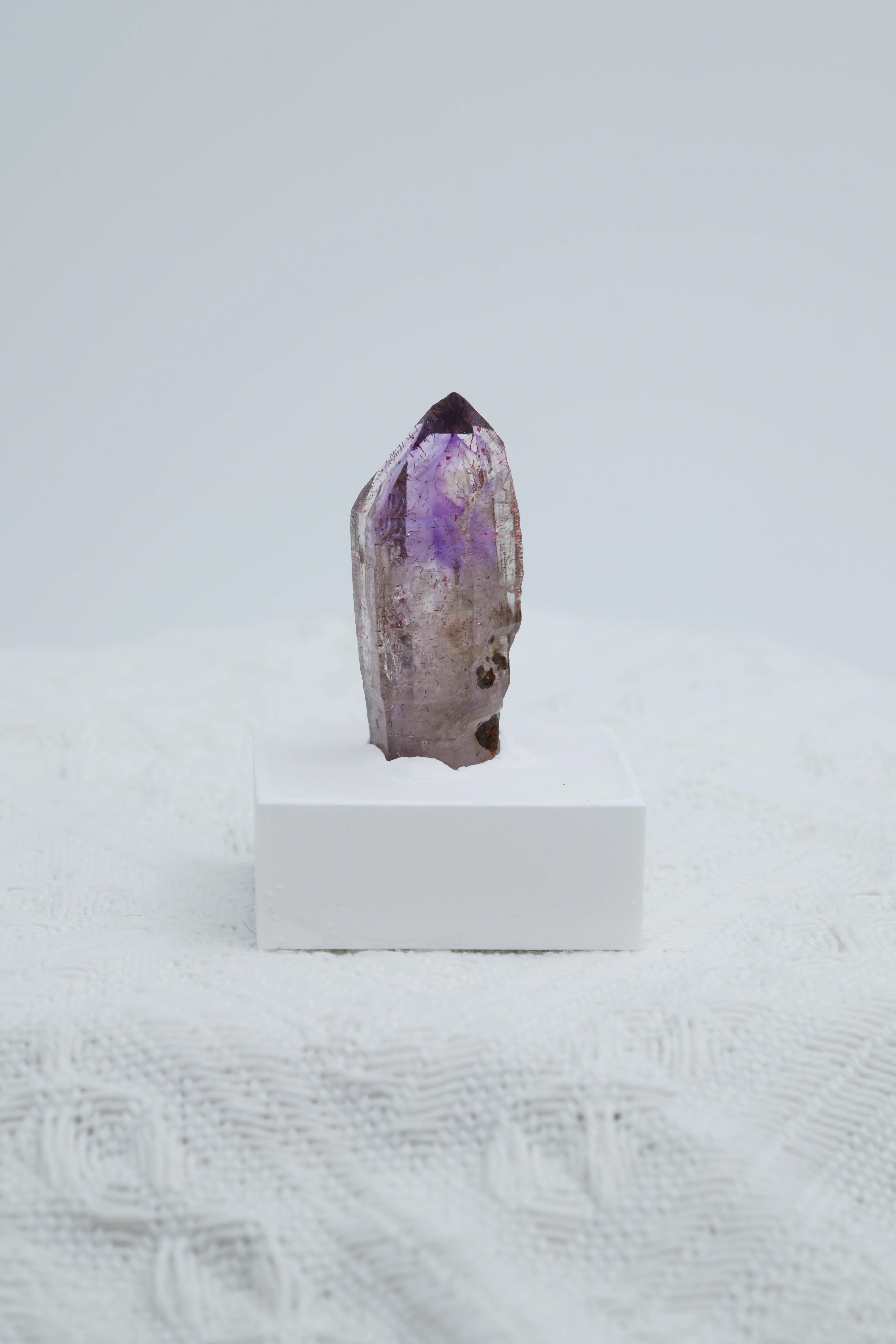 Infinite Crystal,Excellent Single-column Super Seven Quartz
Wealth, Relationships, Purification