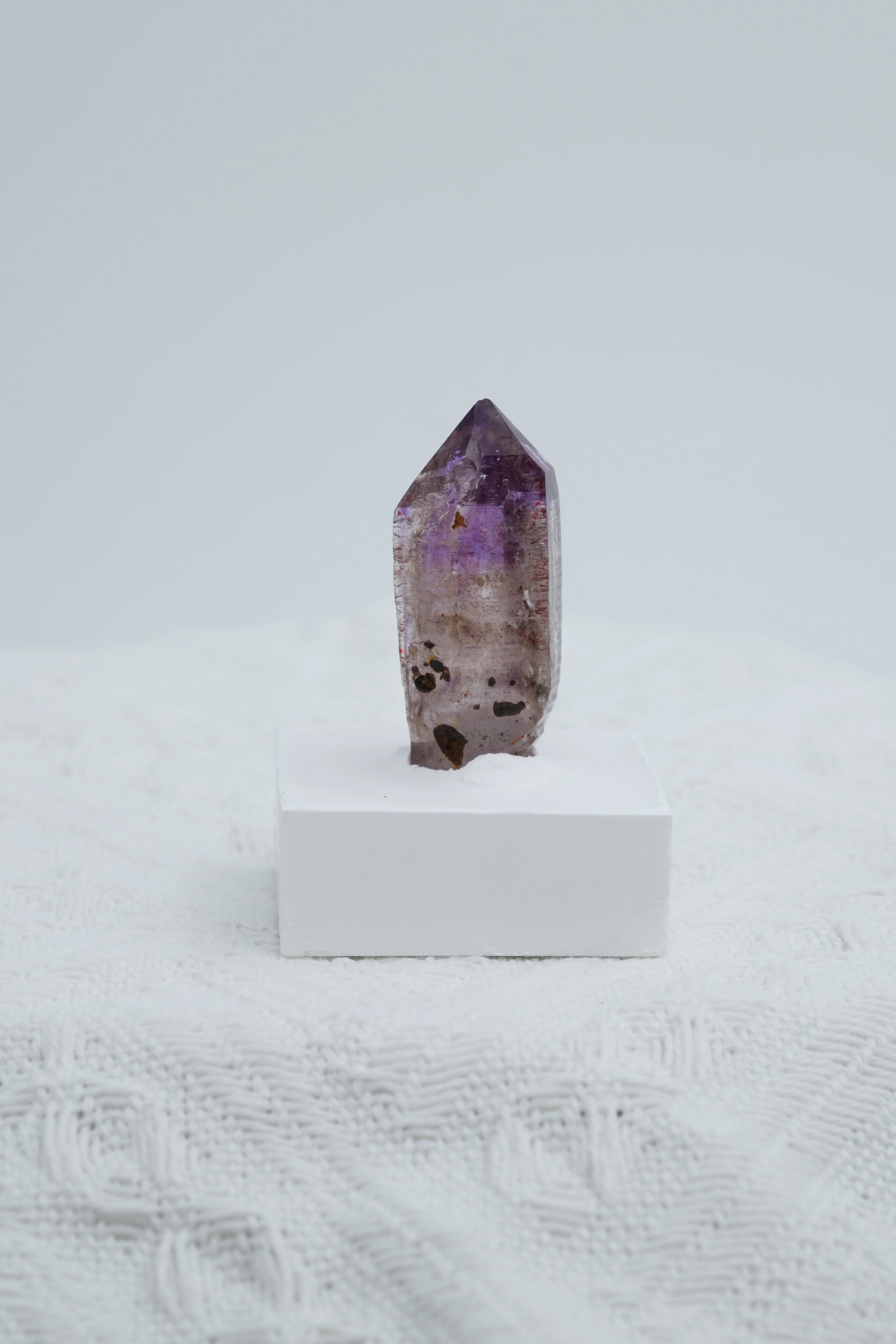 Infinite Crystal,Excellent Single-column Super Seven Quartz
Wealth, Relationships, Purification