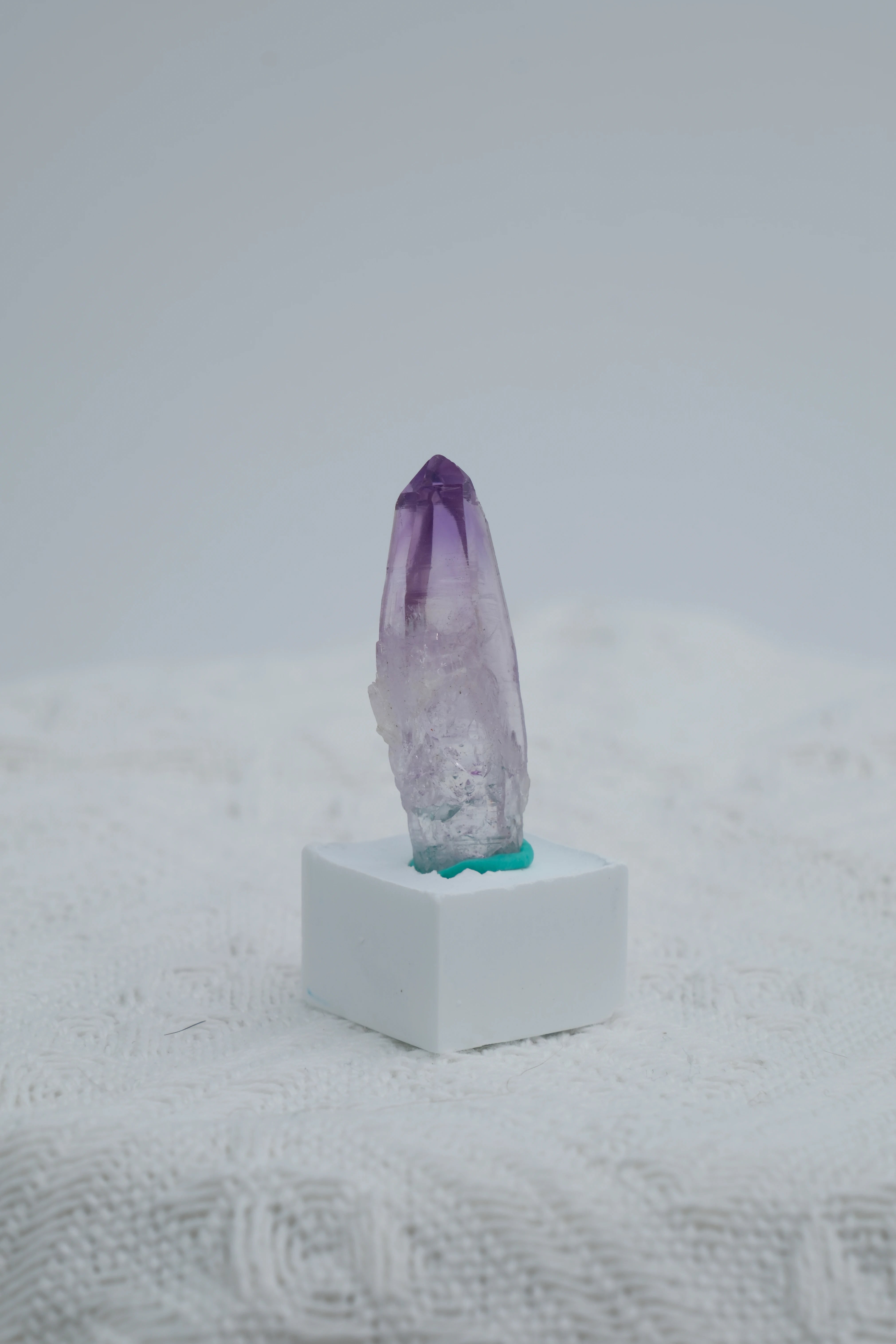 Infinite Crystal, Excellent Single-column Cruz Amethyst with Shadow Mountain
Peace, Awareness, Protection