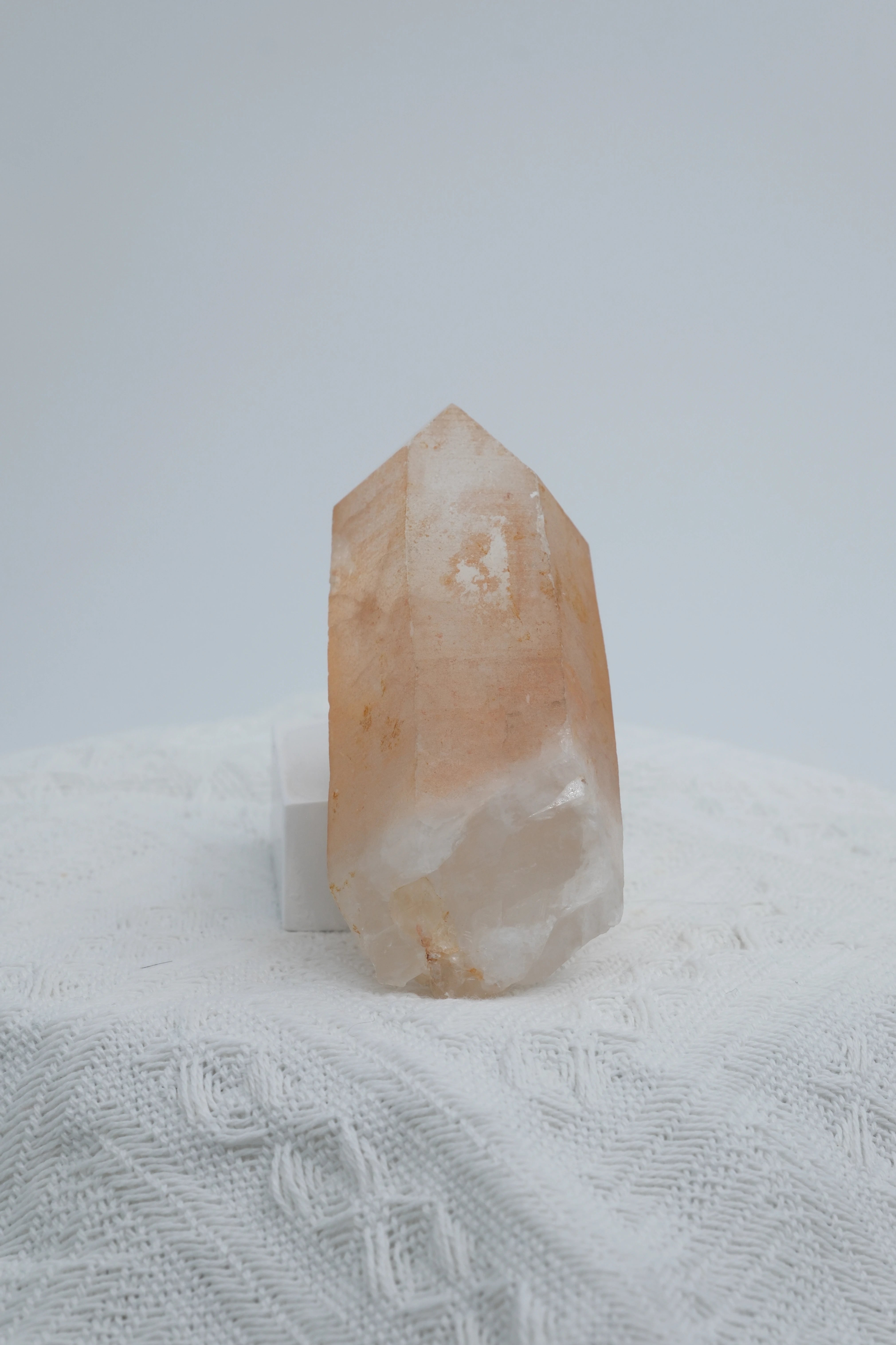 Infinite Crystal,Special Offer Single-column Clear Quartz
Purification, Intuition, Balance